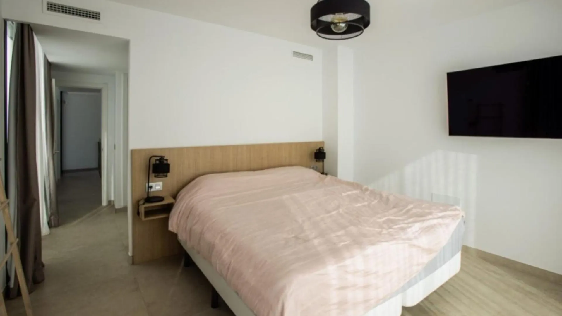 Buenavista Hills Casa Arce 4 Bedroom With Seaviews Malaga 0*,  Spain